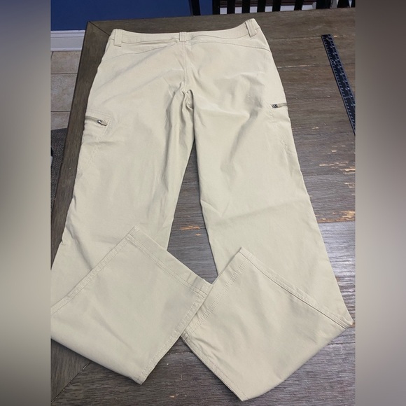 Eddie Bauer Guide Pro Collection Straight Leg Khaki mid Rise Pants Women 10 - Picture 7 of 7